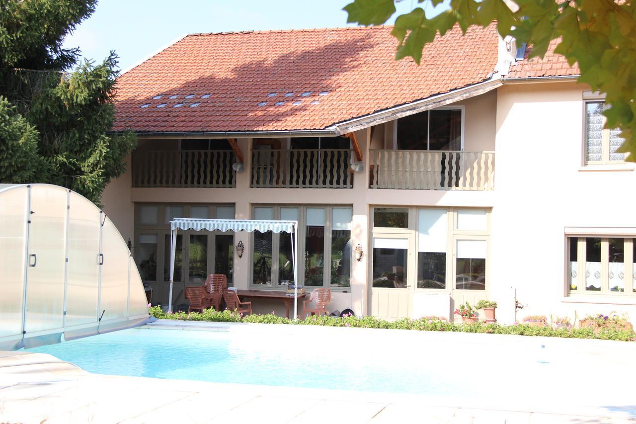 Sous Le Figuier Bed & Breakfast Saint-Siméon-de-Bressieux Exterior photo